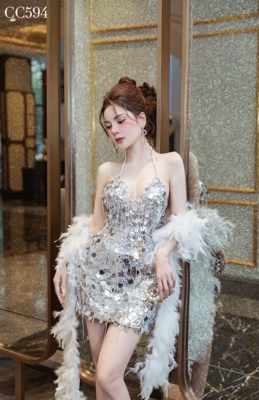 ชุดเดรส + ขนเฟอร์ กลิตเตอร์ สีเงิน