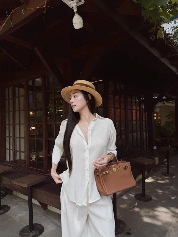 ชุดเซ็ท กางเกง+เสื้อคลุม สีขาว