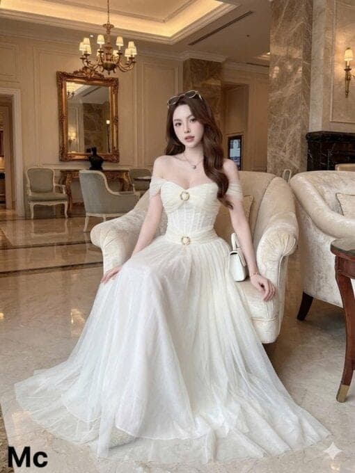 ชุดเดรส ยาว ปาดไหล่ สีขาว
