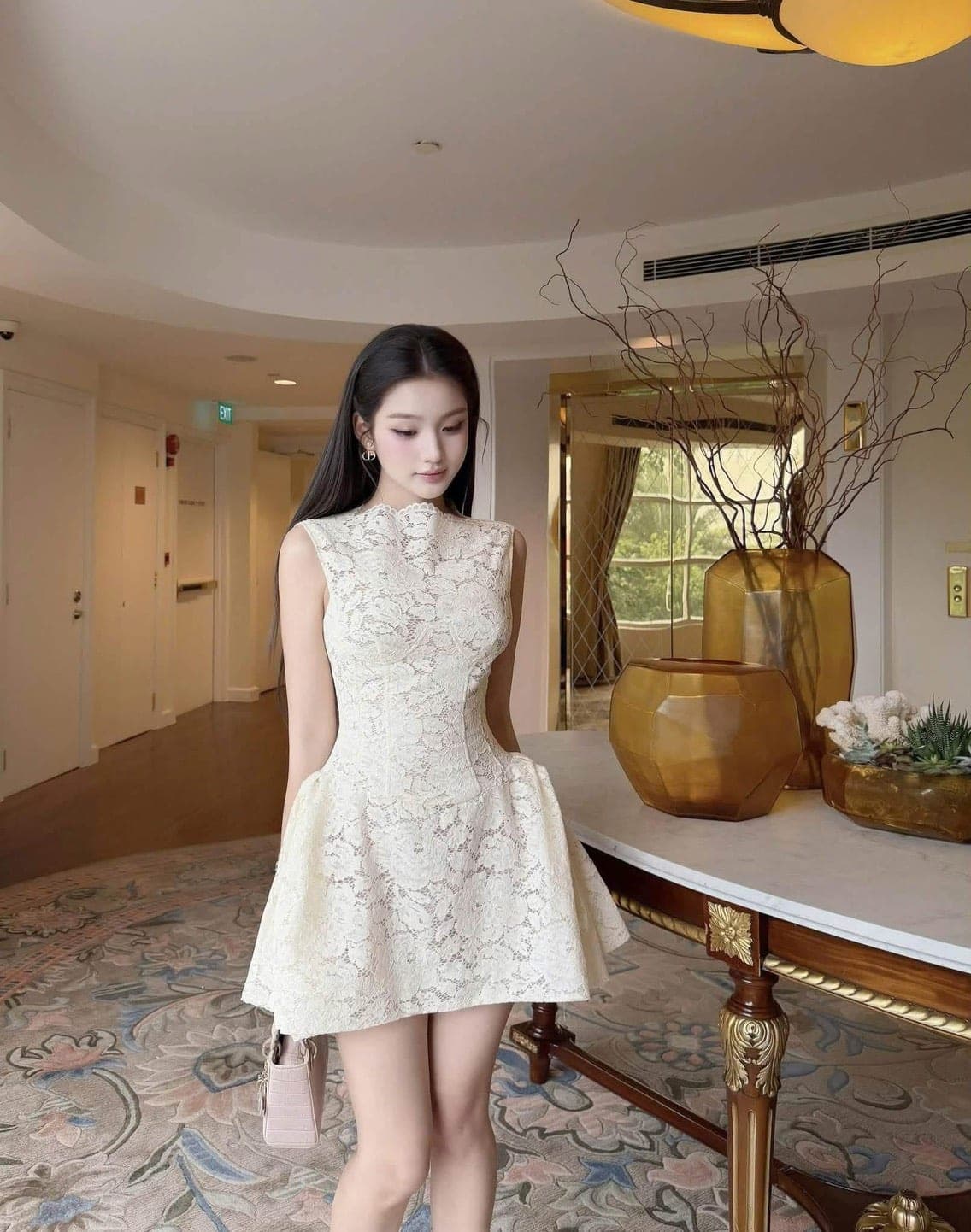 ชุดเดรส ลูกไม้ สีครีม แต่งผูกโบว์ CHOUCHOU