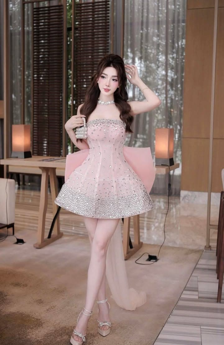ชุดเดรส เกาะอก แต่งเพชรกลิตเตอร์+โบว์ สีชมพู 2034 Size S BKK รูปที่ 5