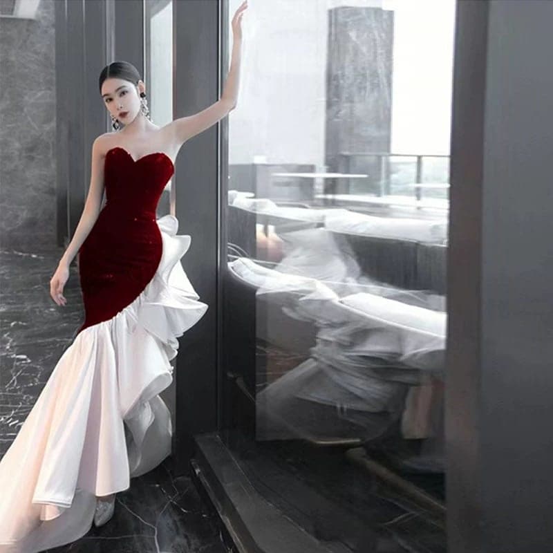 ชุดเดรส เกาะอก  กลิตเตอร์ หางปลา สีแดง แบรนด์แท้ นำเข้า 3034 Size S-M BKK รูปที่ 3