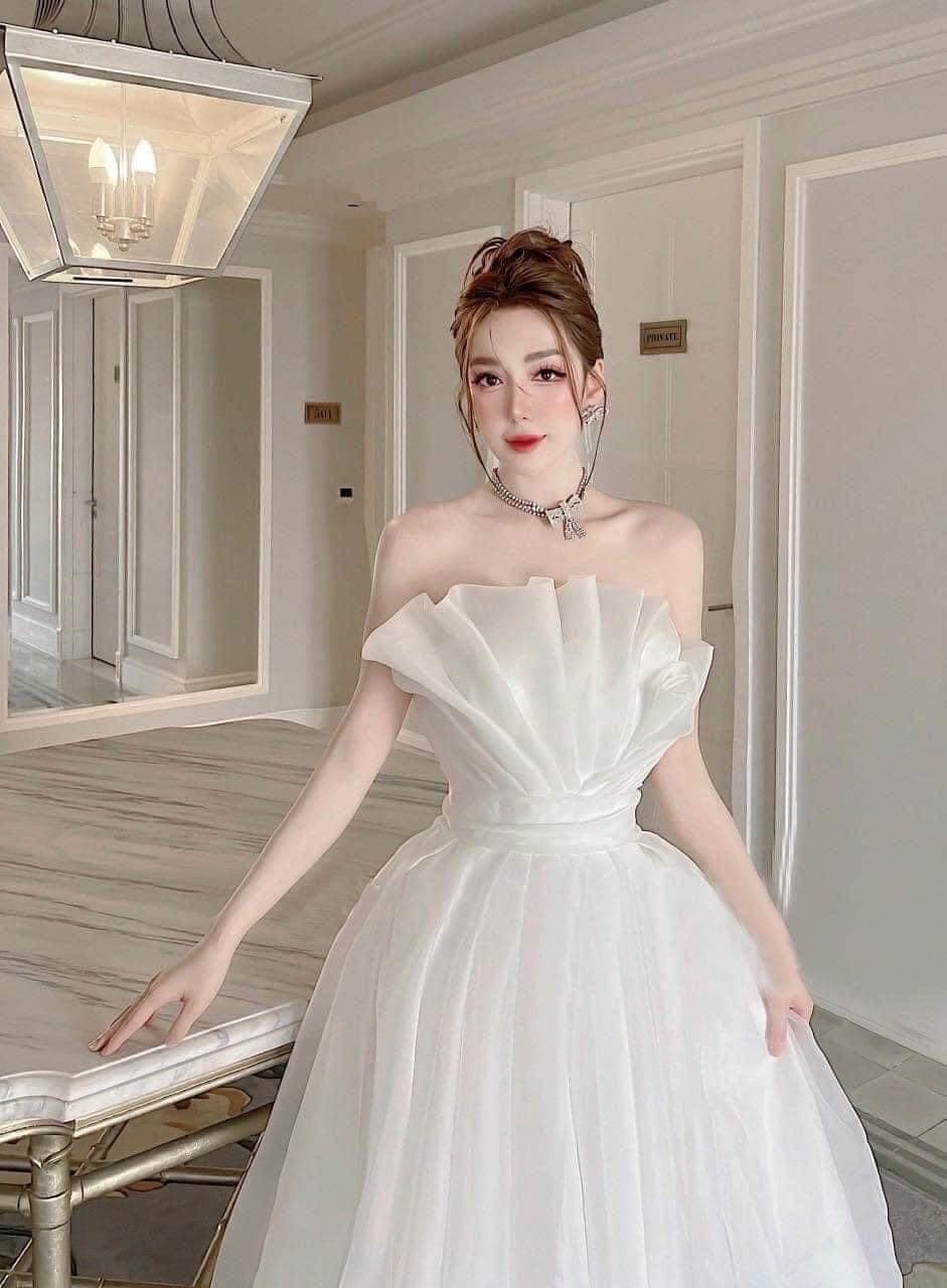ชุดแต่งงาน ชุดเจ้าสาว เกาะอก สีขาว Brand HiSo 3044  Size S-M BKK รูปที่ 3