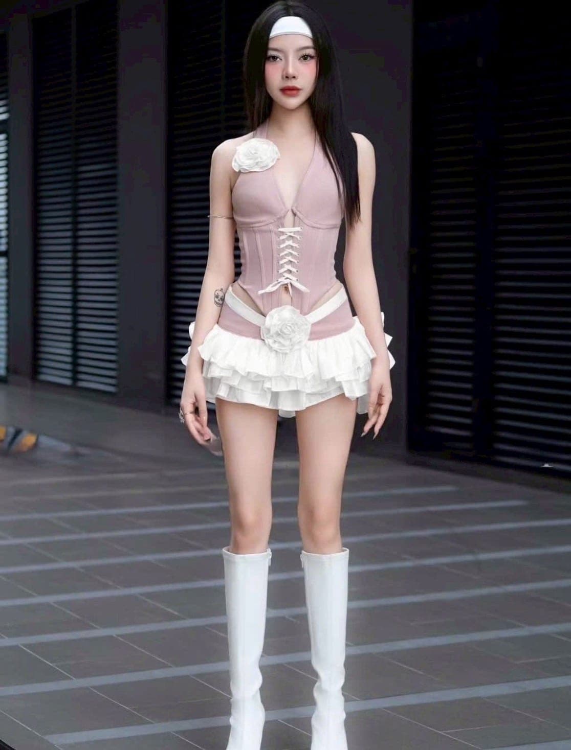 ชุดเซ็ท เสื้อ+กระโปรง แต่งดอก สีชมพู 4019 Size S-M BKK รูปที่ 4
