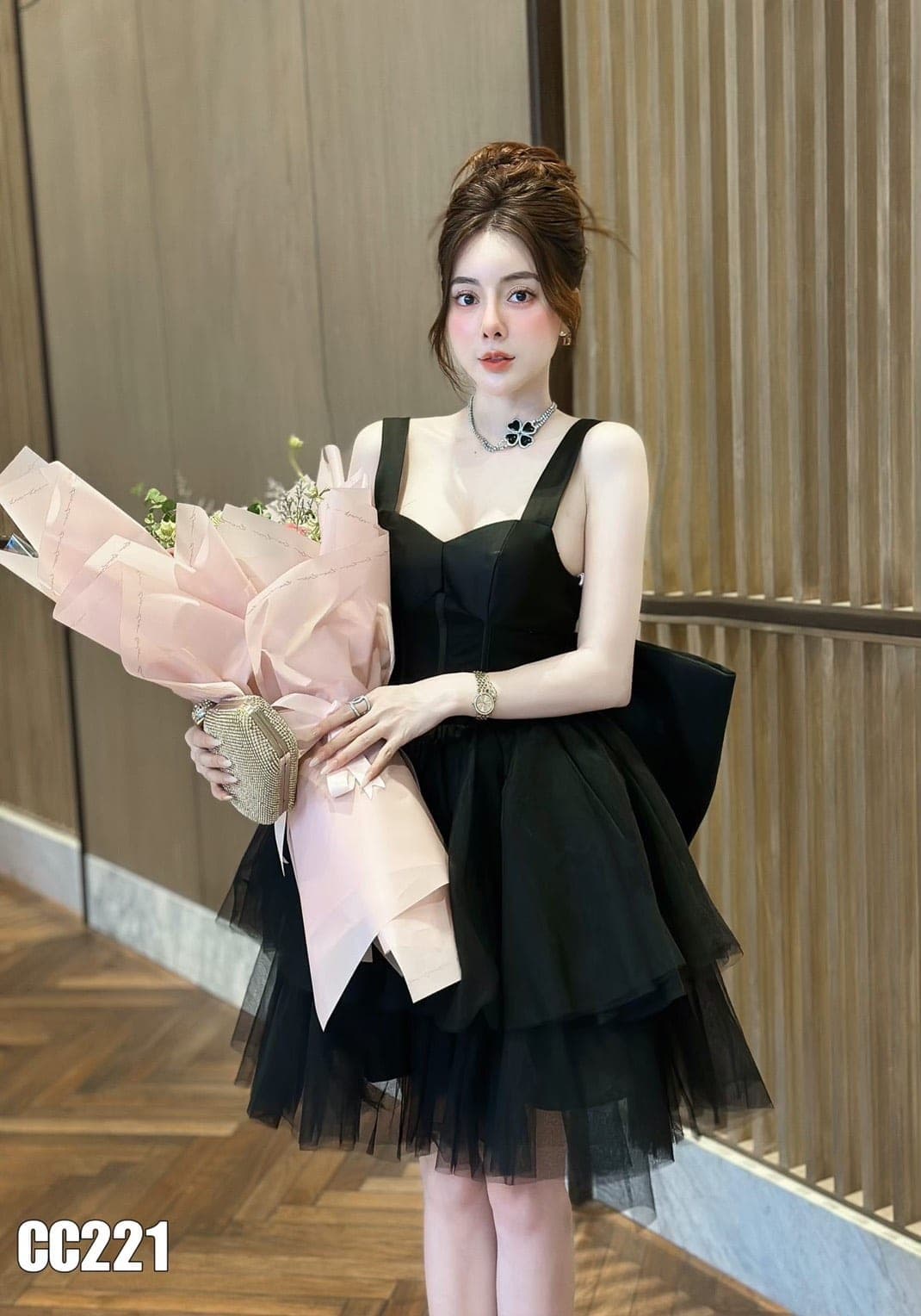 ชุดเดรส แต่งโบว์ ฟูฟ่อง สีดำ 2120 Size S BKK รูปที่ 3