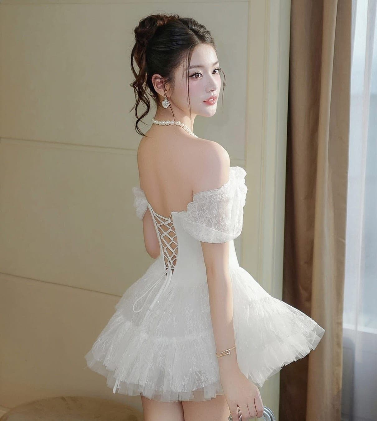 ชุดเดรส ปาดไหล่ กระโปรงฟู  สีขาว Brand KATHY 2321BKK  Size S-M รูปที่ 2