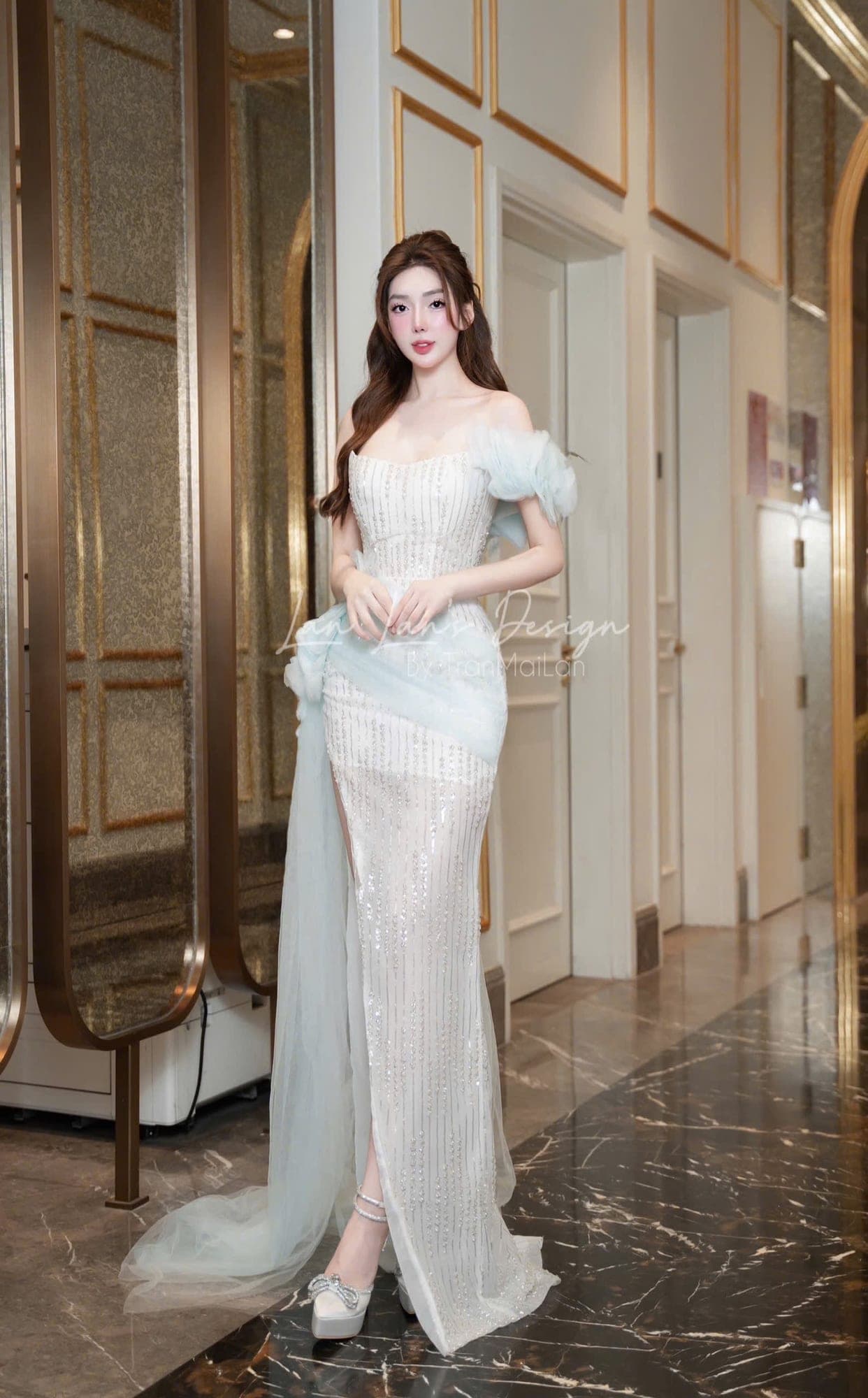ชุดราตรี ปาดไหล่ แต่งดอก สีฟ้า-ขาว Brand HiSo 3041 Size S-M BKK รูปที่ 4