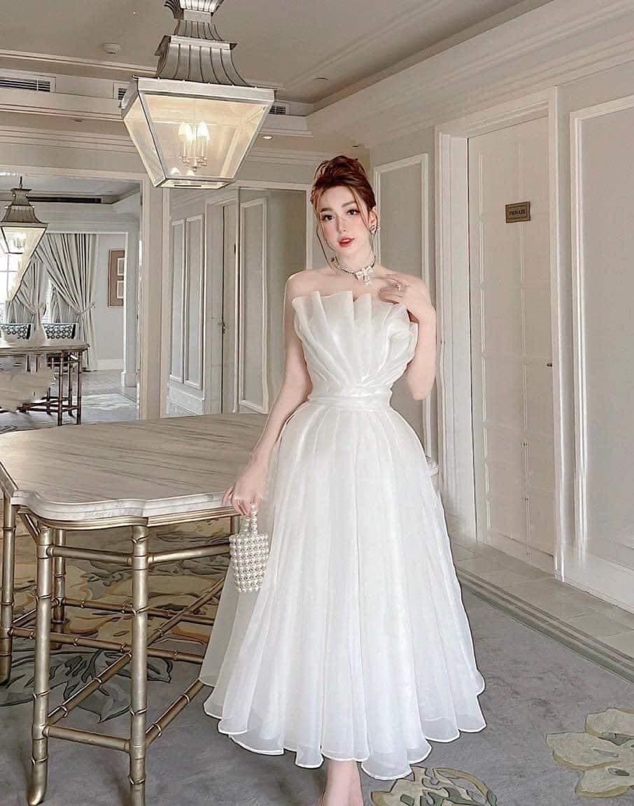 ชุดแต่งงาน ชุดเจ้าสาว เกาะอก สีขาว Brand HiSo 3044  Size S-M BKK