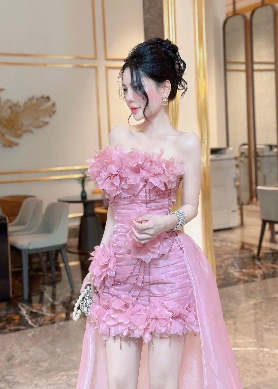 ชุดเดรส เกาะอก แต่งดอก สีชมพู แต่งหาง 2008 BKK Size M BKK รูปที่ 4