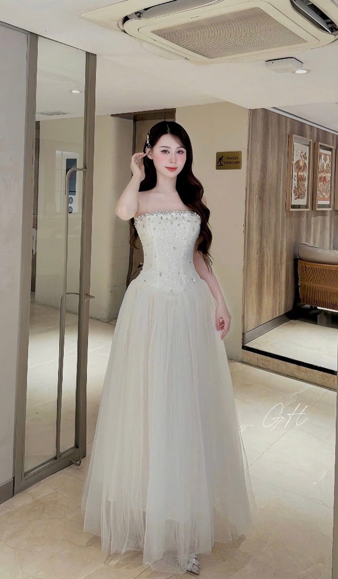 ชุดราตรี เกาะอก แต่งเพชร สีขาว 3048 Size M BKK รูปที่ 4