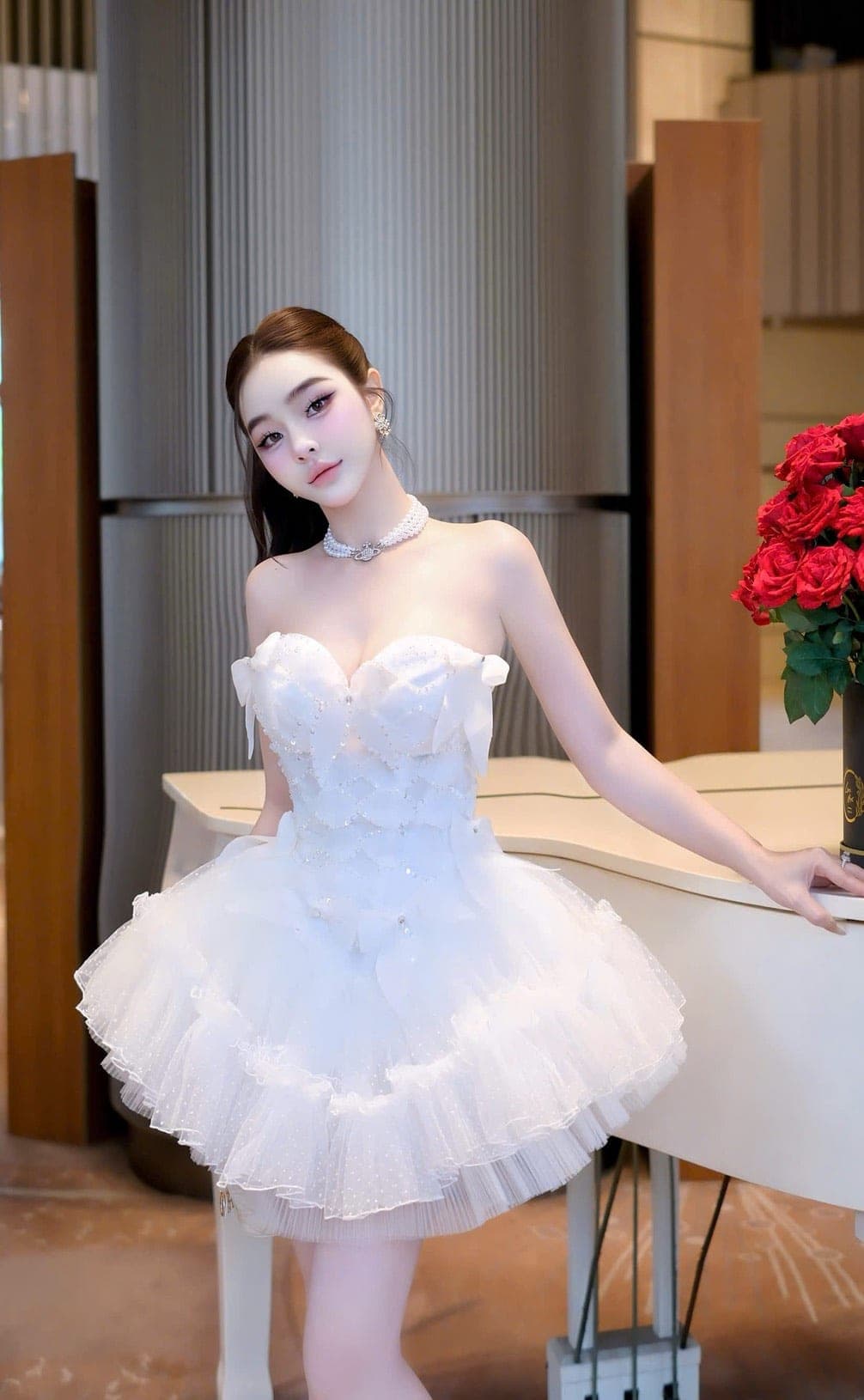 ชุดเดรส เกาะอก แต่งโบว์ สีขาว Brand HiSo 2224 Size S BKK รูปที่ 2