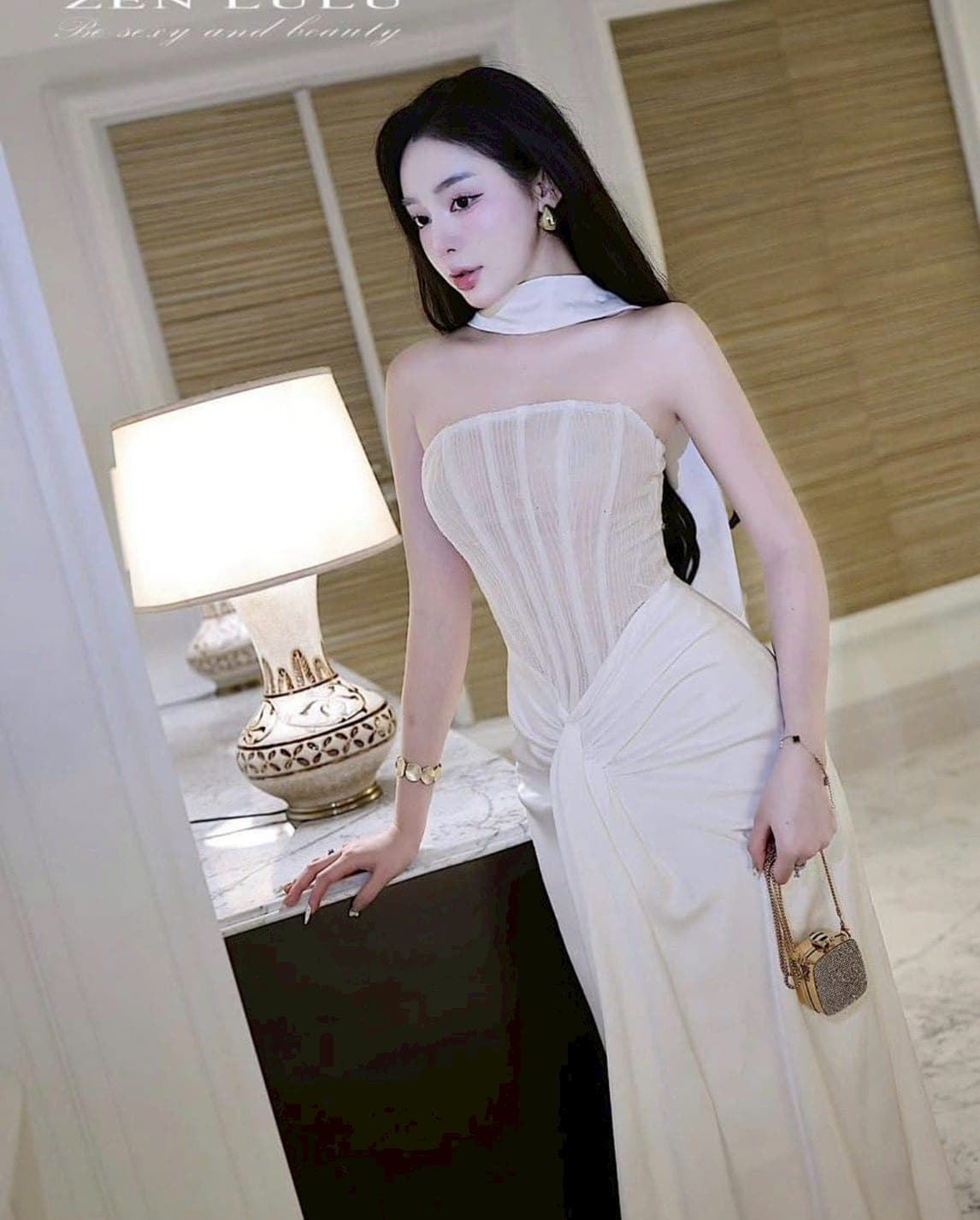 ชุดเดรส-ราตรี เกาะอก สีครีมทอง สีขาว ZEN LULU 3069 SIZE S-M BKK รูปที่ 8