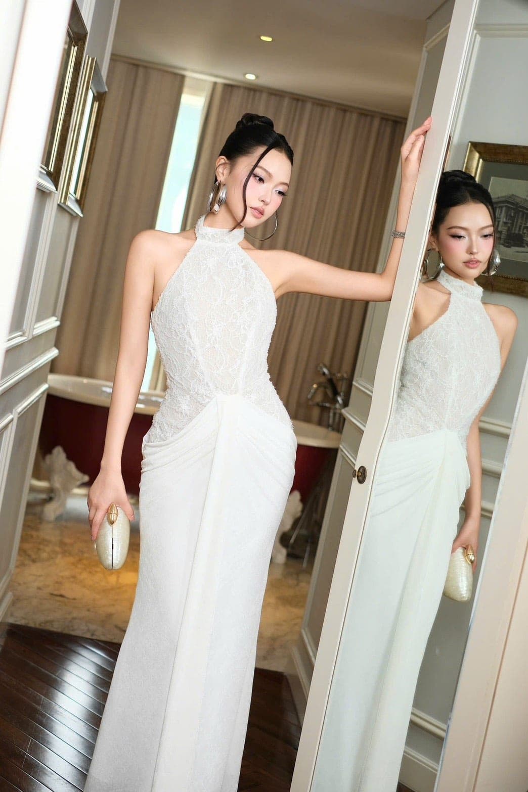 ชุดเดรส ราตรียาว คล้องคอ ลายลูกไม้ สีขาว BRAND OBIBI 3083 Size S-M BKK รูปที่ 3