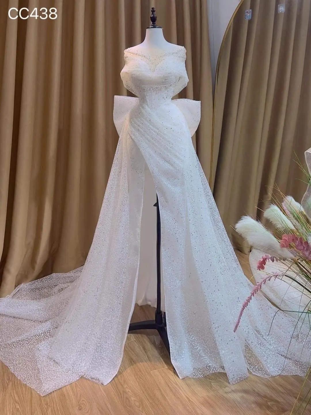 ชุดแต่งงาน ชุดเจ้าสาว แต่งโบว์ สีขาว BRAND HISO 3089 BKK Size L-XL รูปที่ 1