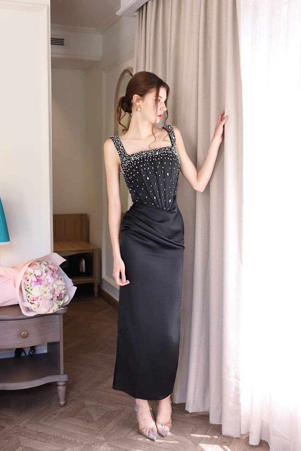 ชุดเดรส ราตรียาว สายเดี่ยว แต่งเพรช สีดำ  BRAND OBIBI 3081 Size S BKK รูปที่ 1