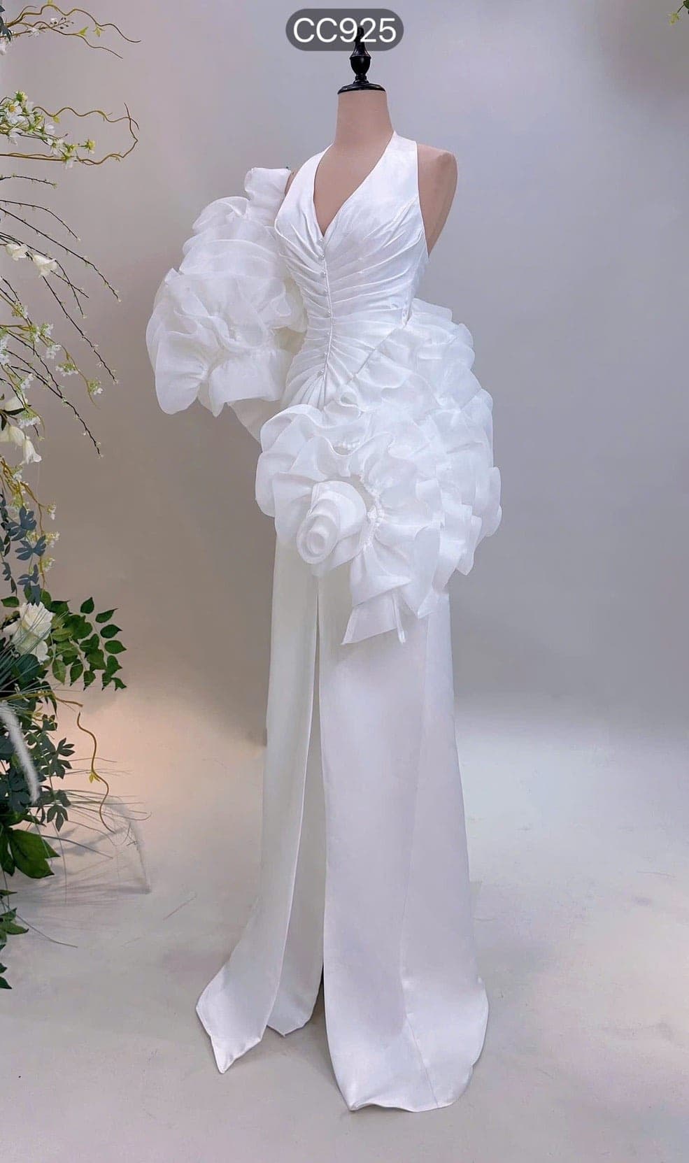 ชุดแต่งงาน ราตรียาว คล้องคอ สีขาว 3006 Size L-XL BKK รูปที่ 4