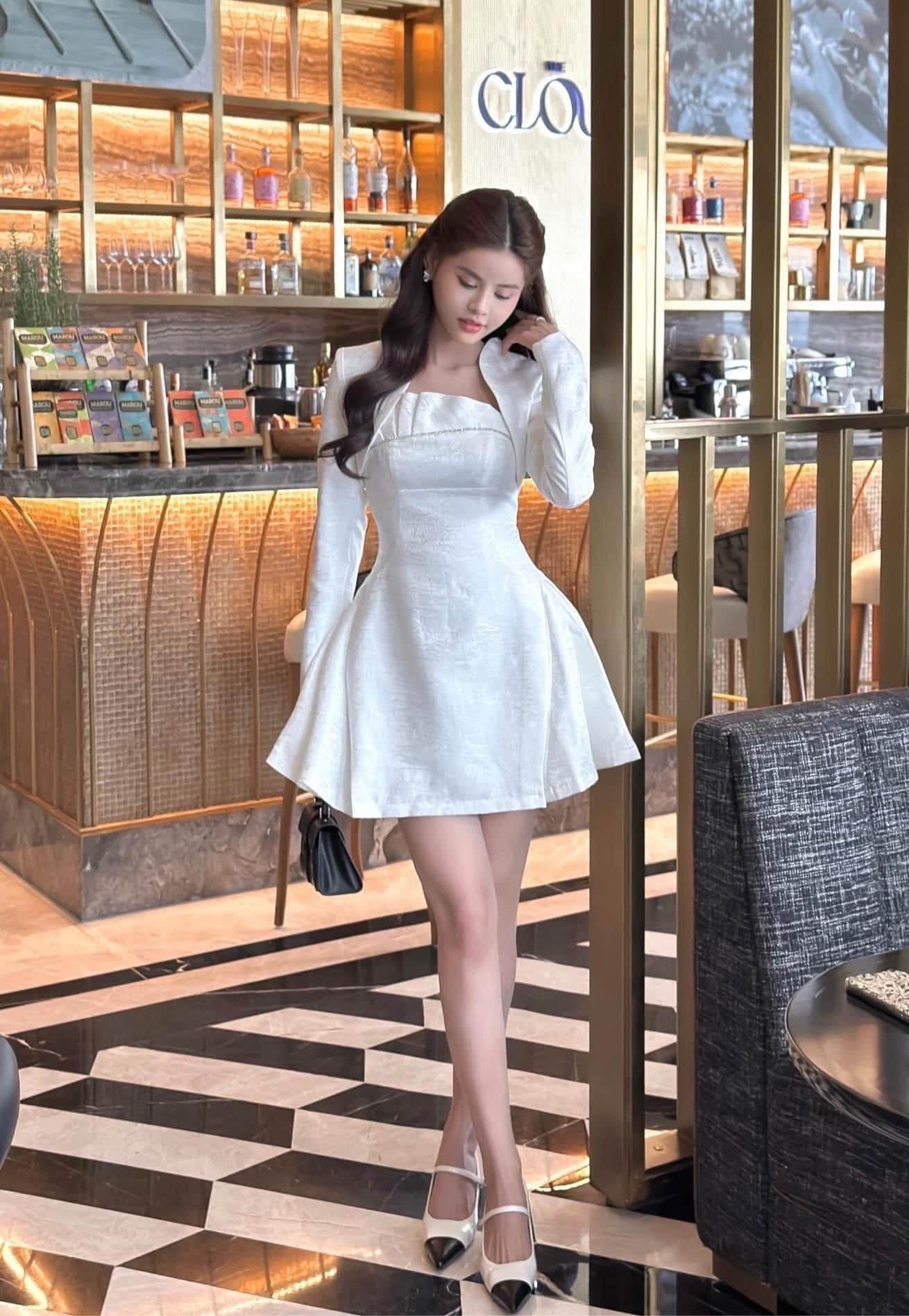 ชุดเดรส สีชมพู สีขาว BRAND TRANALI 4016 Size S BKK รูปที่ 1