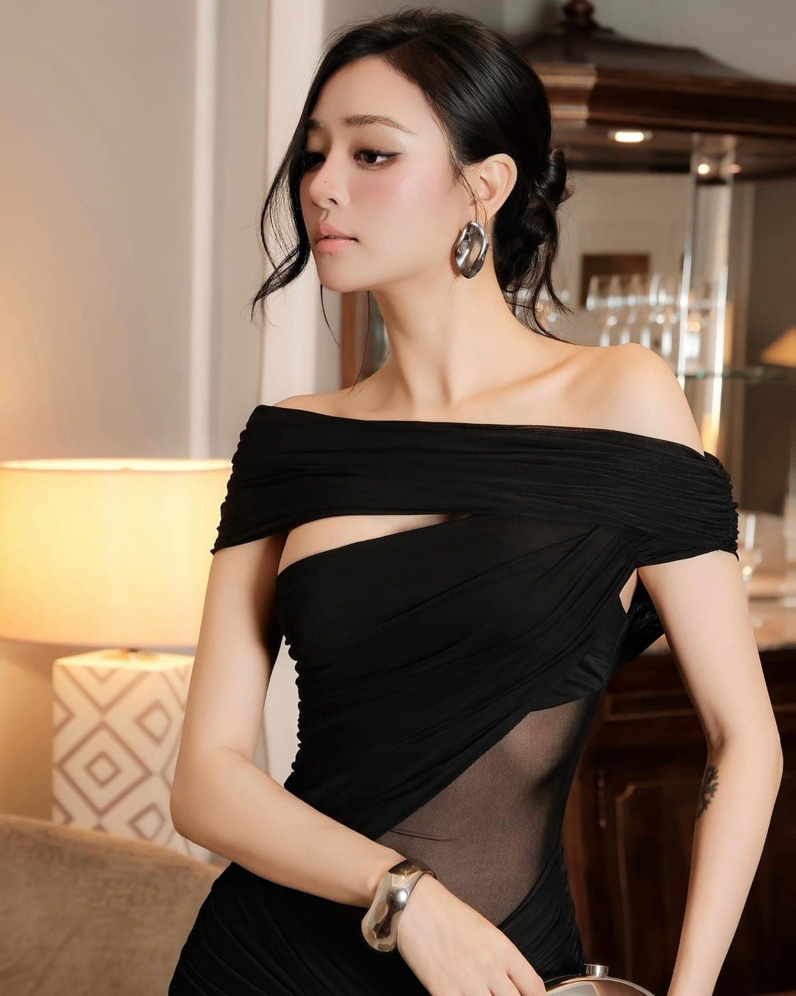ชุดเดรส ปาดไหล่ ซีทรู สีดำ BRAND Thao_bibii 2296 BKK SIZE S-M รูปที่ 2