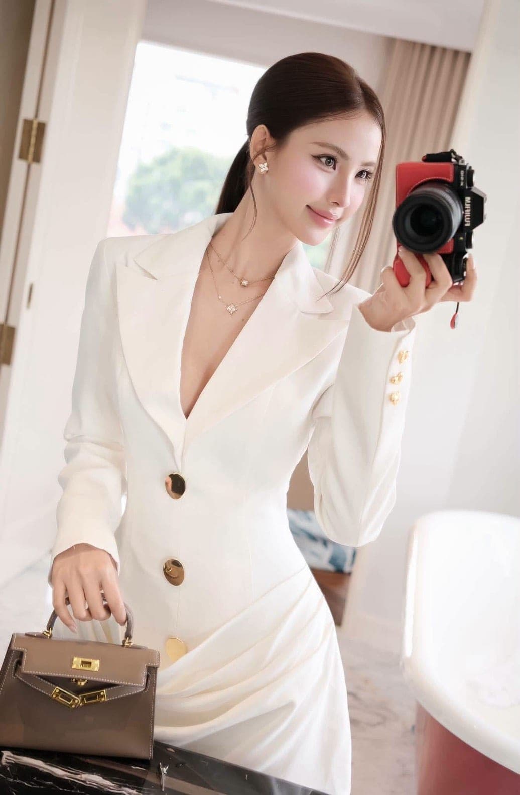 ชุดเดรส สูท สีขาว BRAND Tranali  6003 Size M รูปที่ 2