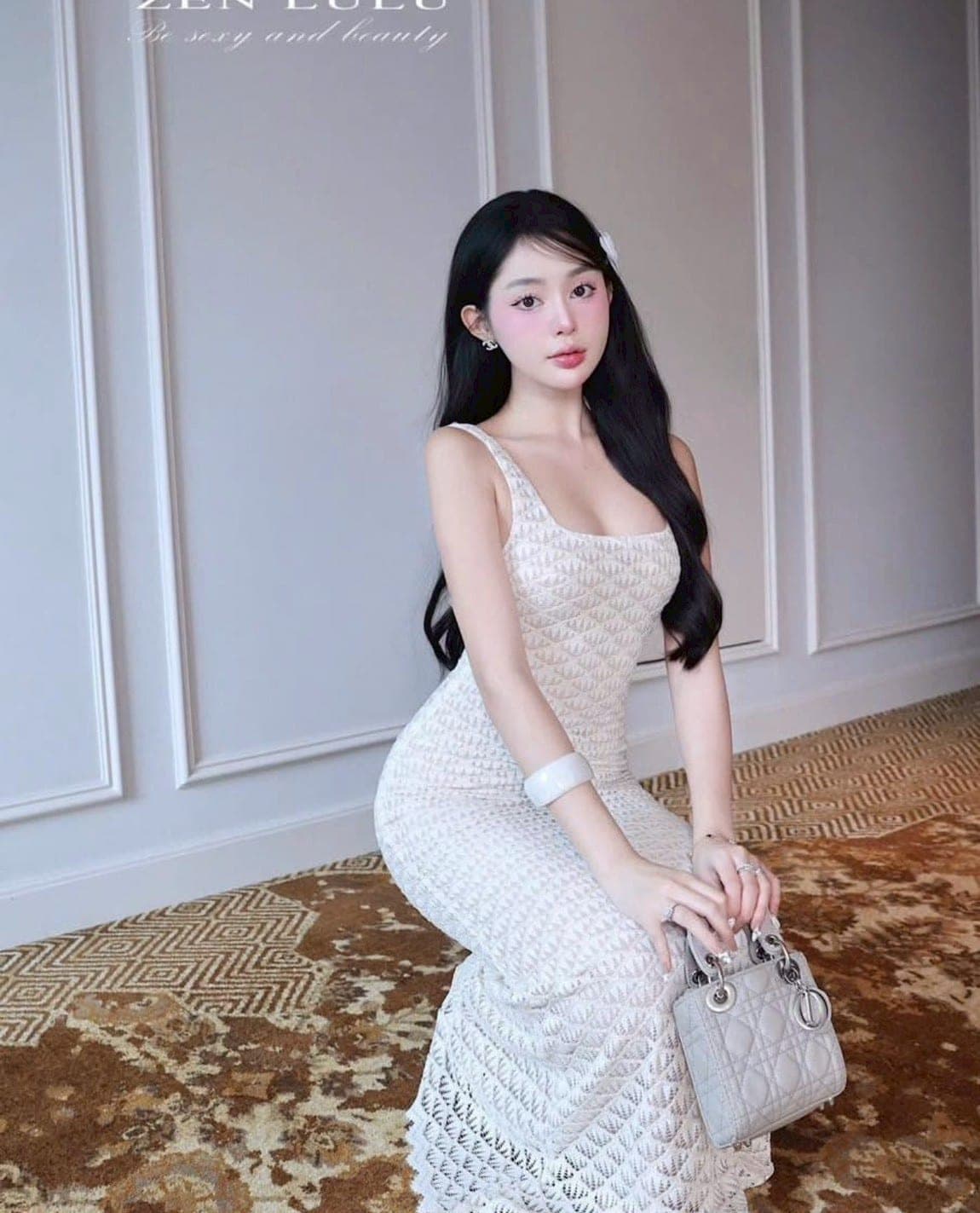 ชุดเดรส สายเดียว ขาว ครีม ZEN LULU เวียดนาม 2201 SIZE S-M BKK รูปที่ 2