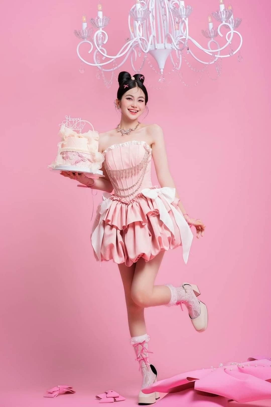 ชุดเดรส เกาะอก แต่งโบว์+เพชร สีชมพู สีบานเย็น 2112 Size S BKK รูปที่ 3
