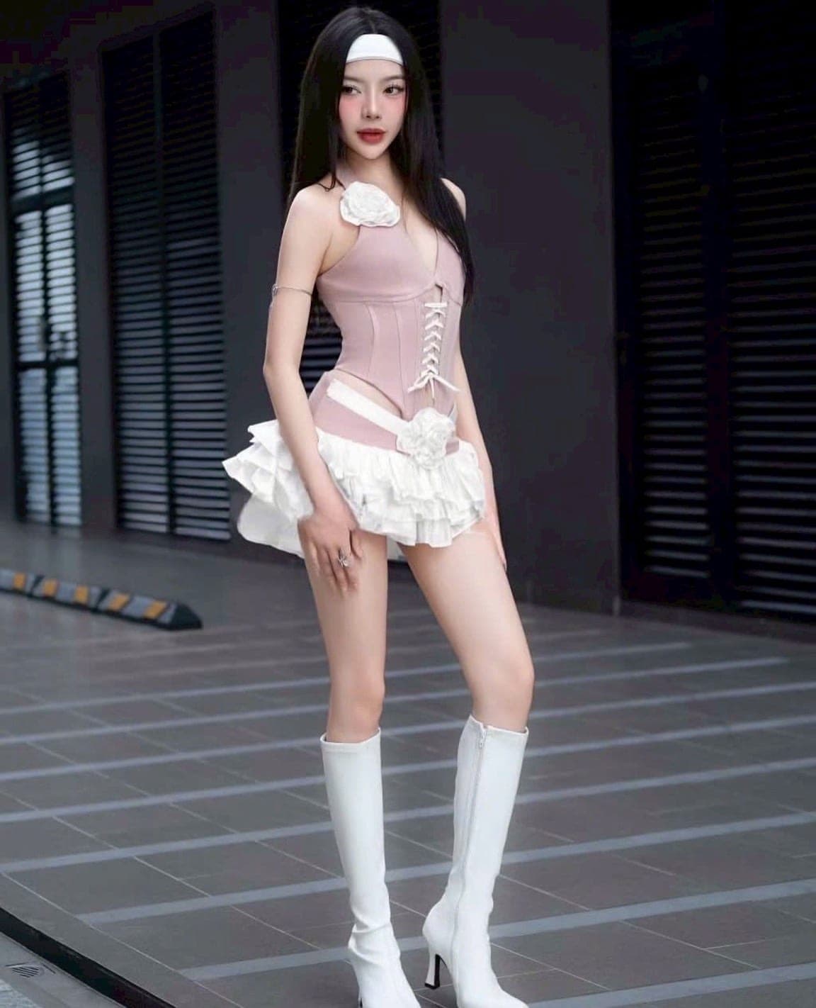 ชุดเซ็ท เสื้อ+กระโปรง แต่งดอก สีชมพู 4019 Size S-M BKK รูปที่ 2