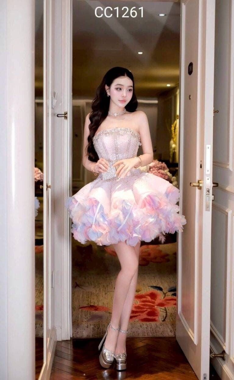 ชุดเดรส เกาะอก แต่งเพชร+ขนนก สีชมพูพาสเทล ม่วง 2024 Size M รูปที่ 3