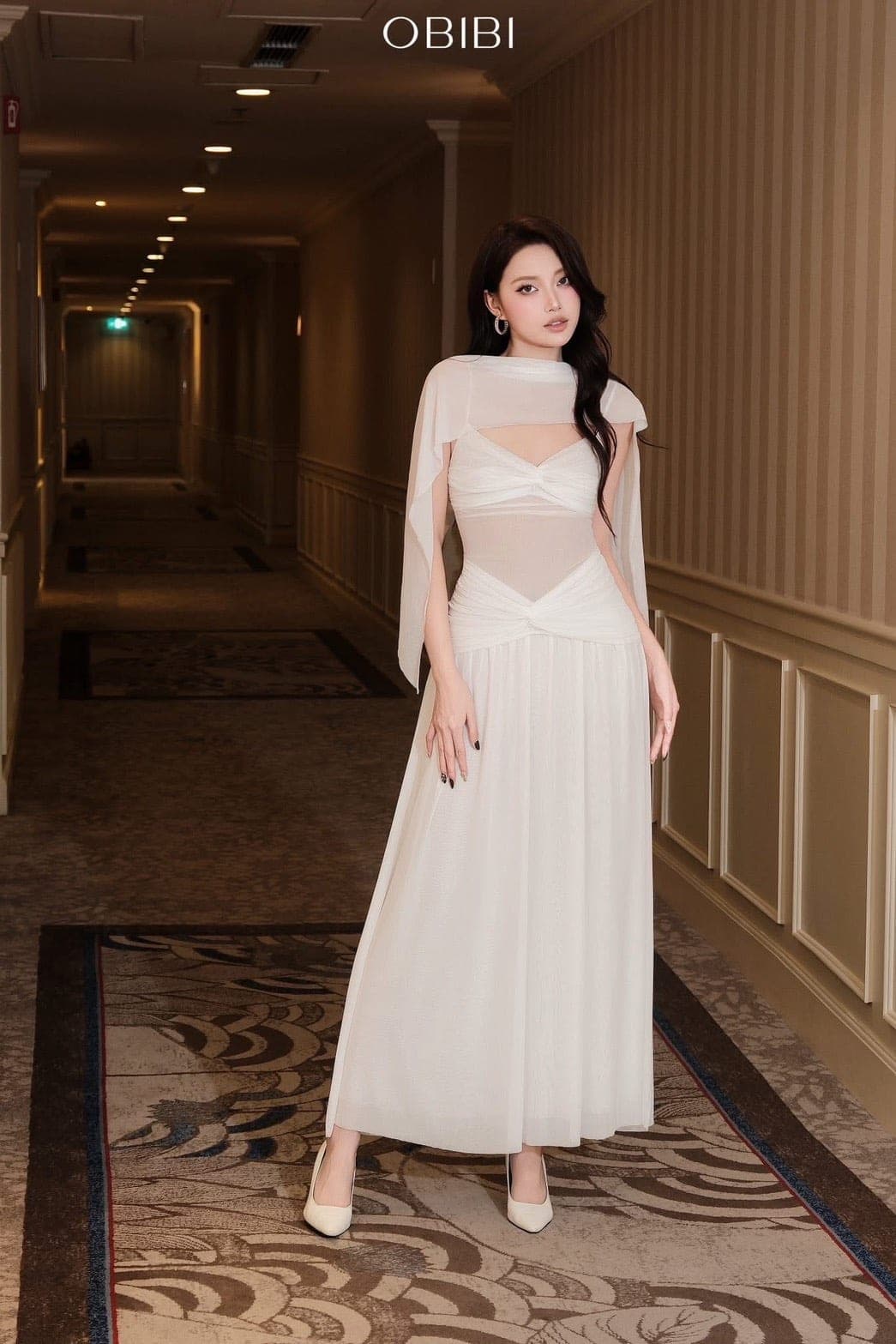 ชุดเดรส ราตรียาว สายเดี่ยว สีขาว BRAND OBIBI 3077 Size S,M BKK รูปที่ 5