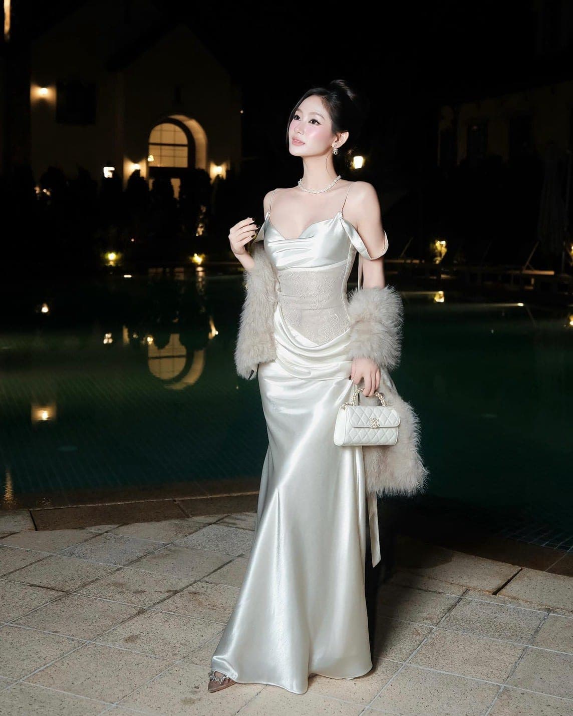 ชุดเดรสยาว ราตรี สายเดี่ยว-ปาดไหล่ ลูกไม้ สีชมพู,สีขาว BRAND Thao_bibii 2298 BKK SIZE S รูปที่ 5